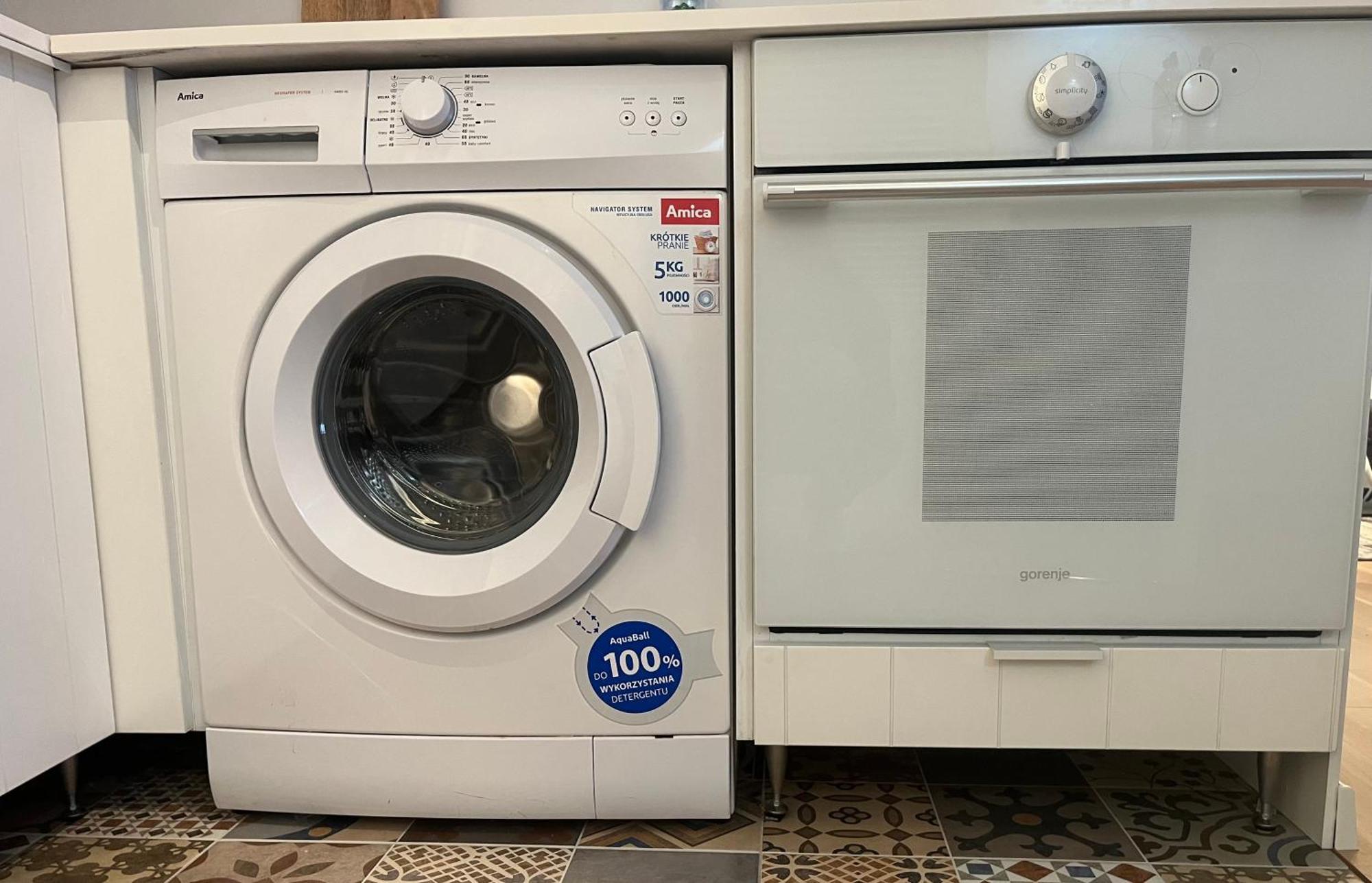 Apartment Tokio Przy Rynku Ul Lesna Bezobslugowe Zameldowanie, Parking